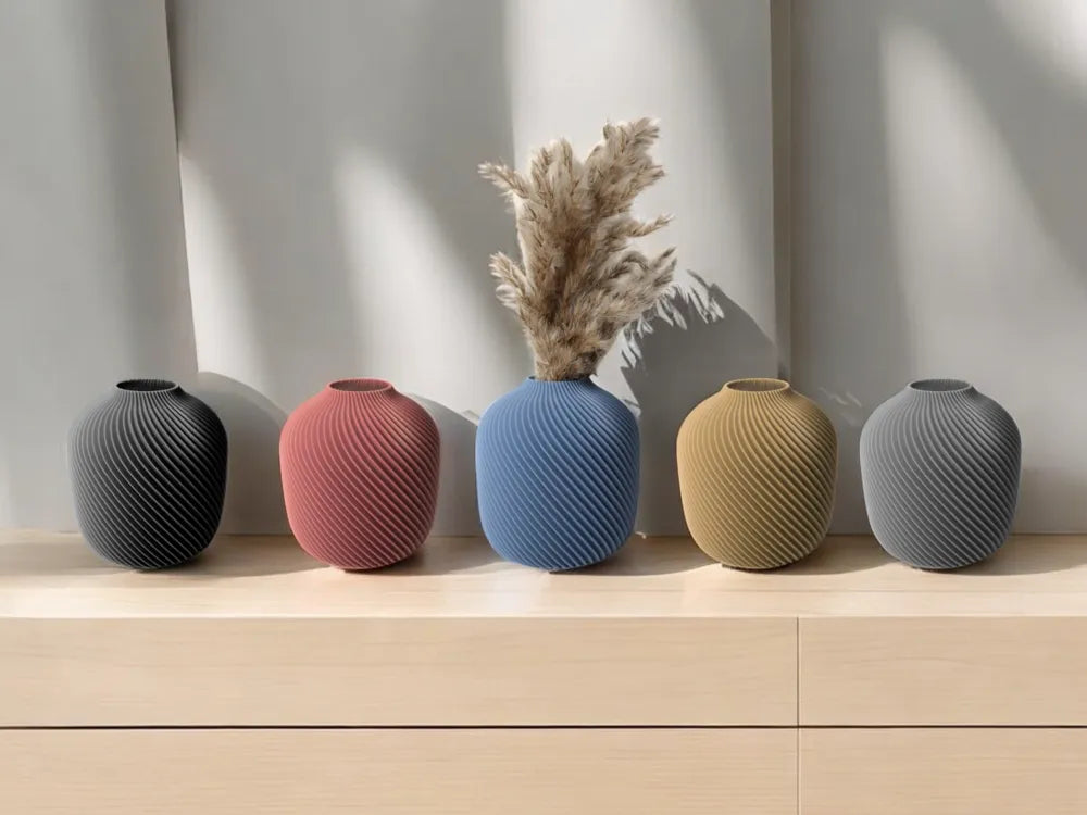 “7Art 3D Collection: Modern Harmony in Soft Textured Vases”