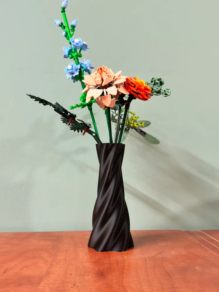 7ART 3D – Midnight Spiral Designer Vase