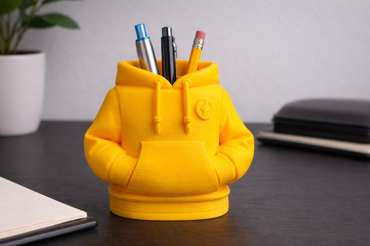 Creative Hoodie Pen Holder – 3D Printed Desk Organizer for Study & Office