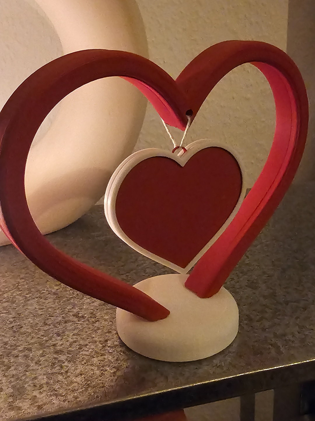 3D Printed Double Heart Frame Showpiece with Hanging Heart – Romantic Home Decor (Approx 15 cm Height)