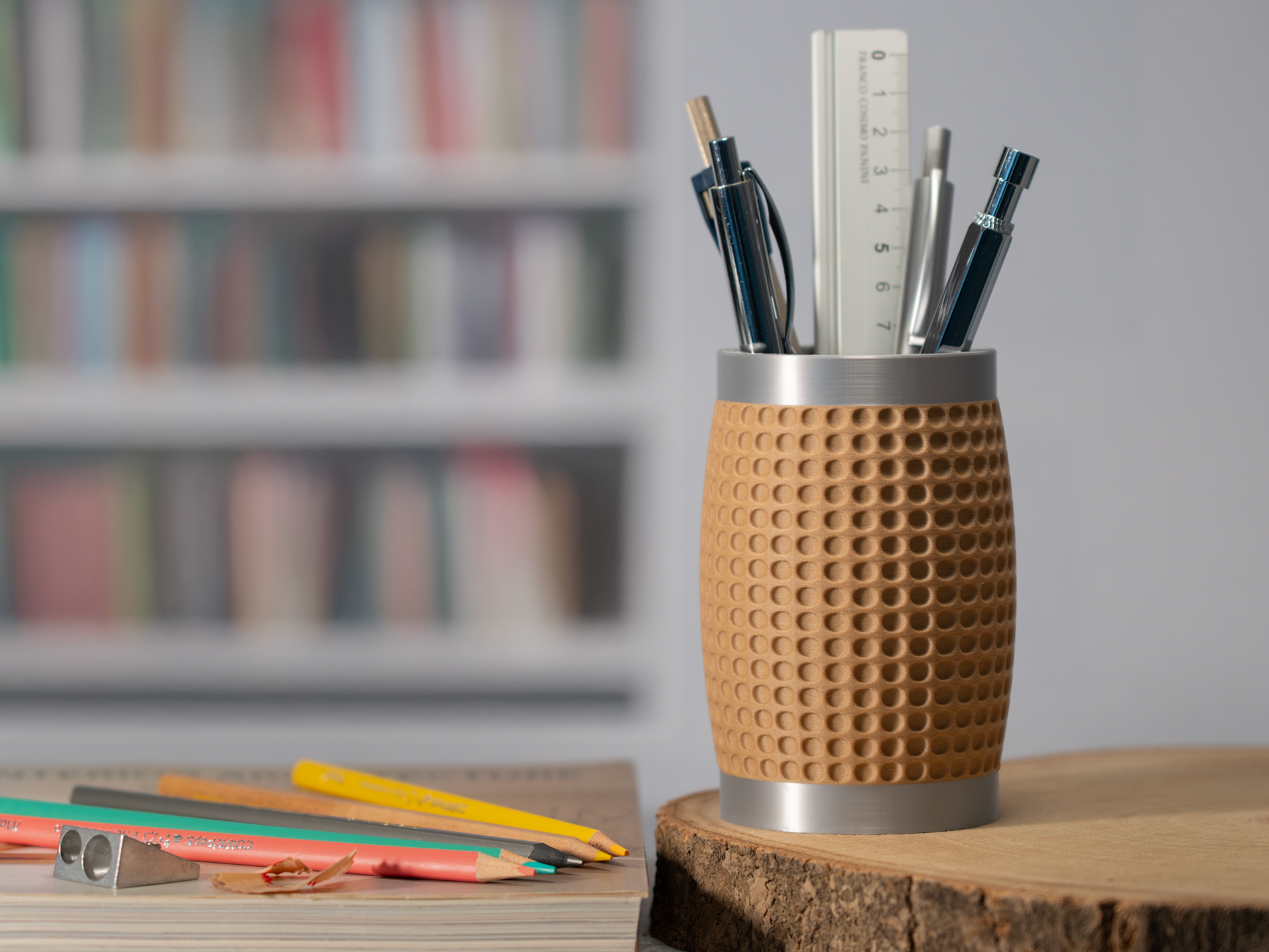 Wood & Metal Luxury Pencil Holder – Modern Executive Desk Organizer