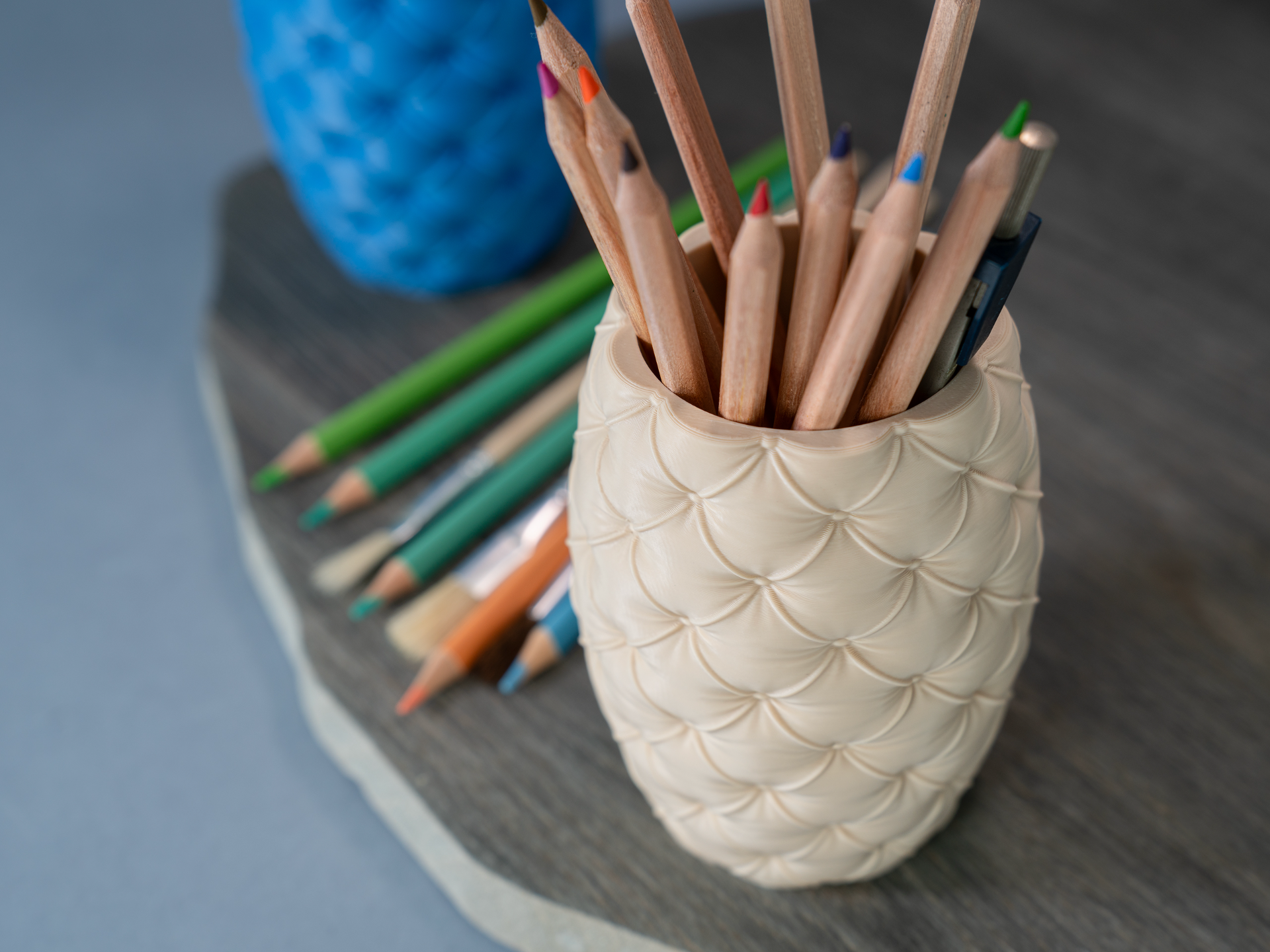 Chester Luxury Pencil Holder – Elegant Textured Desk Organizer