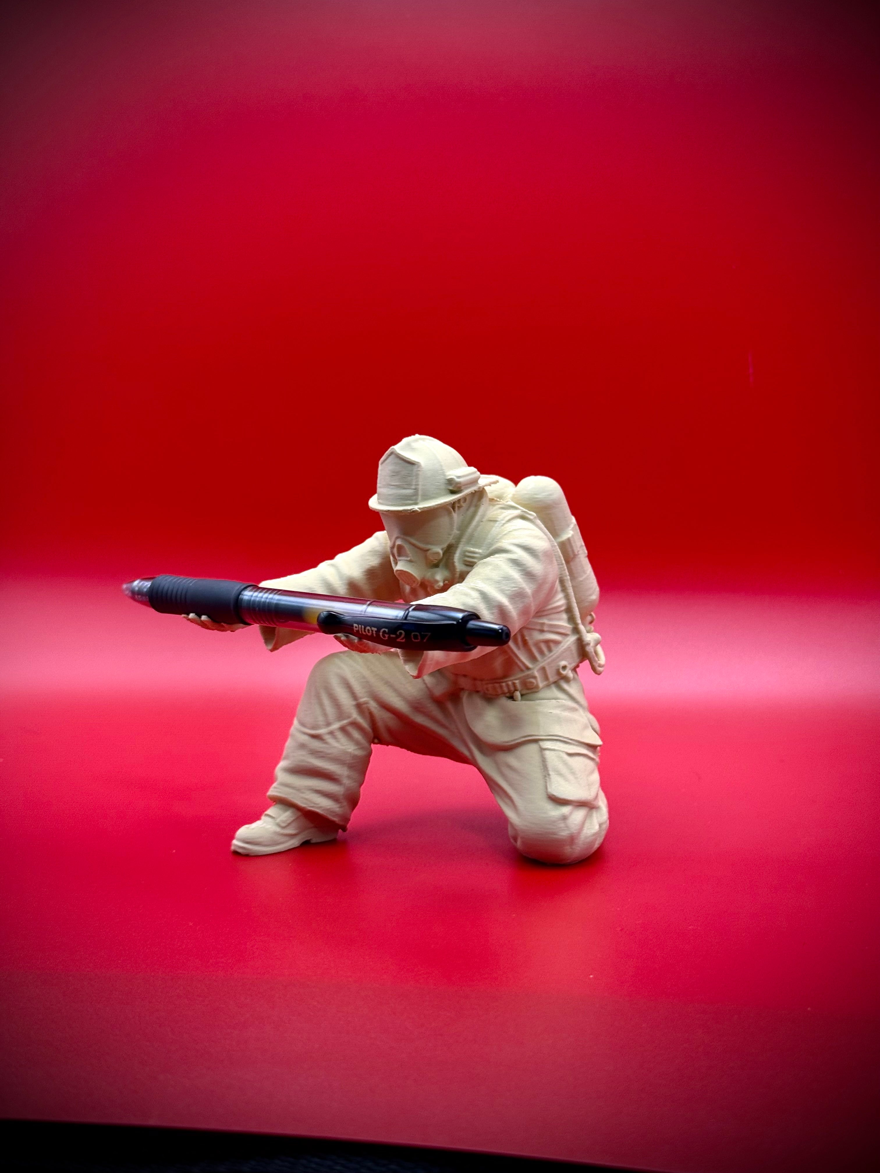 Creative Firefighter Pen Holder Statue – Unique Desk Decor Showpiece